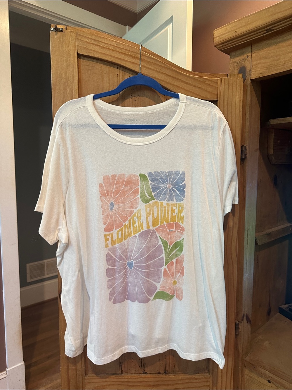 Old Navy White Crewneck T‑Shirt